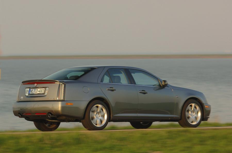  Cadillac STS 2005 года  (фото 63 из 95)